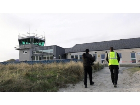 弾丸！空港トンボがえりツアー　スコットランド　バラ空港