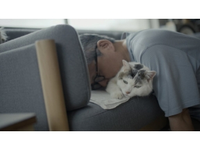 ネコメンタリー　猫も、杓子（しゃくし）も。　麻生要一郎とチョビ