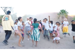 世界で開け！ひみつのドアーズ　空と海と大地といのち輝くアフリカ大陸