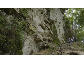 体感！グレートネイチャー　海から出現！謎のＫ字島　インドネシア・スラウェシ島