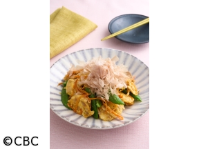 ３分クッキング【スナップえんどうと麩の卵炒め】
