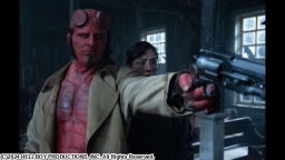 ヘルボーイ／ザ・クルキッドマン（字幕版）