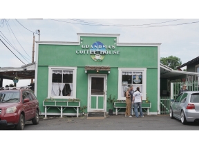 世界の窓▼ドイツ／エスリンゲン『中世の赤い仕掛け窓』