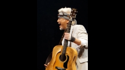 玉置浩二 〜故郷楽団 Concert Tour 2015〜