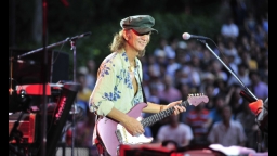 Char ROCK FREE CONCERT -Live at Hi…