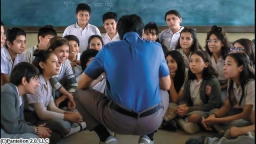 型破りな教室(字幕版)[PG12]