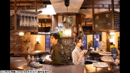 大きな玉ねぎの下で