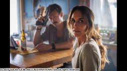 北欧サスペンス「凍てつく楽園」〜二人で見る夢〜