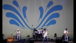 TUBE　LIVE　AROUND　2021　BLUE　WINGS