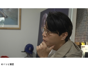 新美の巨人たち 平成不況の中で生まれたペットロボットのデザイン空山基が描く未来