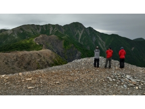絶景百名山　南アルプス縦走 夏〜間ノ岳　塩見岳〜