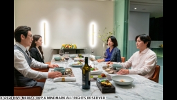 満ち足りた家族(字幕版)[PG12]