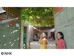 地球鉄道（２６）新疆ウイグル　ブドウのオアシス！猛者の草原！