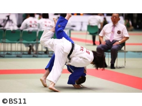 全日本学生柔道優勝大会　大学柔道団体日本一決定戦　解説・穴井隆将、出口クリスタ