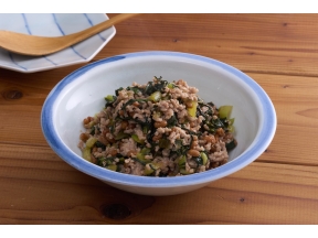 ３分クッキング【小松菜のたたき漬け・小松菜漬けのそぼろ納豆炒め】