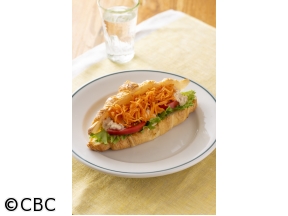 ３分クッキング【キャロットラペとツナのサンドイッチ】