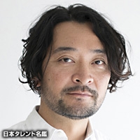 岡屋　龍一
