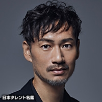 浅見　小四郎