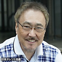川野　太郎