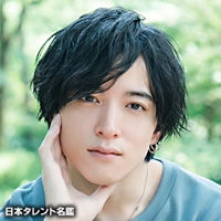 海堂　尊