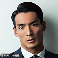 わたなべ　麻衣