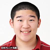 上條　靖弥