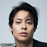 赤澤　燈