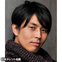 山崎　裕太