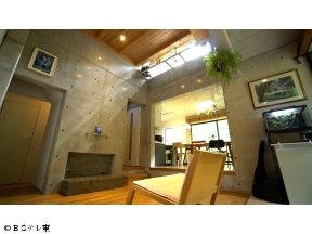 スゴイ家【4.5m吹き抜け】3階建て5層!太鼓橋が架かる家▼Wキッチンで快適