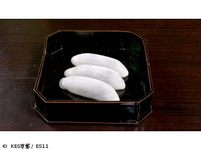 京都画報「味の匠・京菓子の世界 −和菓子と器の甘い生活−」