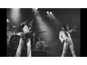 クイーン　オデオン座の夜　〜ハマースミス　１９７５ #1