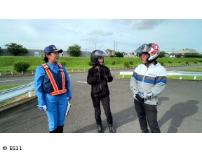 MOTORISE　ダレノガレ明美　公道に潜む危険を白バイ隊に学ぶ!