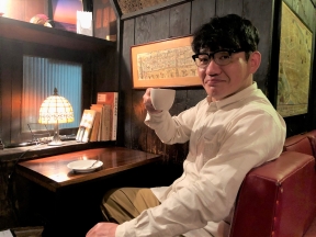 飯尾和樹の『ずん喫茶』＜代々木上原＞で大好きな焼きそばを発見してニッコリ〜!