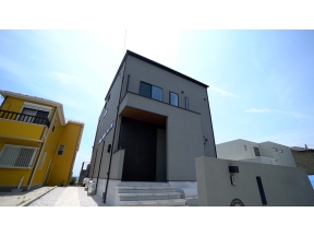 スゴイ家【夏を感じる家ＳＰ】水平線ひとり占め屋上バス▼マリーナ見渡すLDK(他)