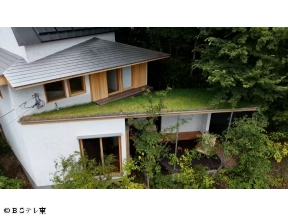 スゴイ家【鎌倉SP】森を望む癒やし＆絶景【草屋根】▼スッキリキッチンの秘密は戸棚…