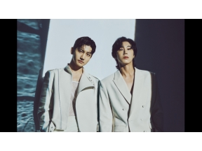 東方神起　２０ｔｈ　Ａｎｎｉｖｅｒｓａｒｙ　ＬＩＶＥ　ＴＯＵＲ　〜ＺＯＮＥ〜　…