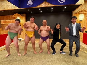 道産人間オズブラウン【怪力みちおが相撲ショーデビュー！力士相手に大金星なるか？】
